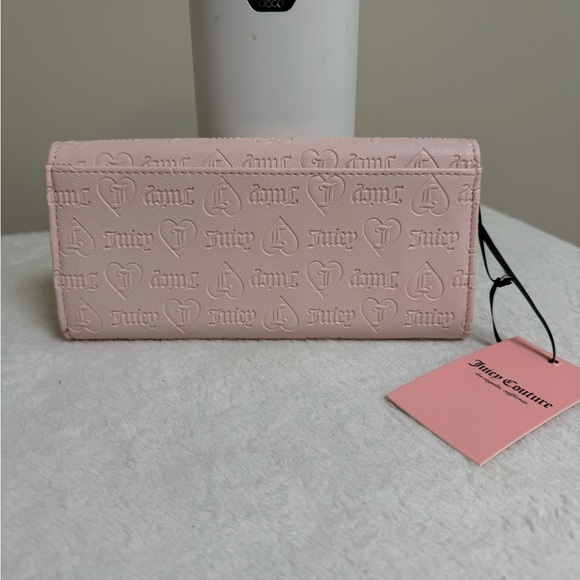 Juicy Couture Wallet - Picture 2 of 4